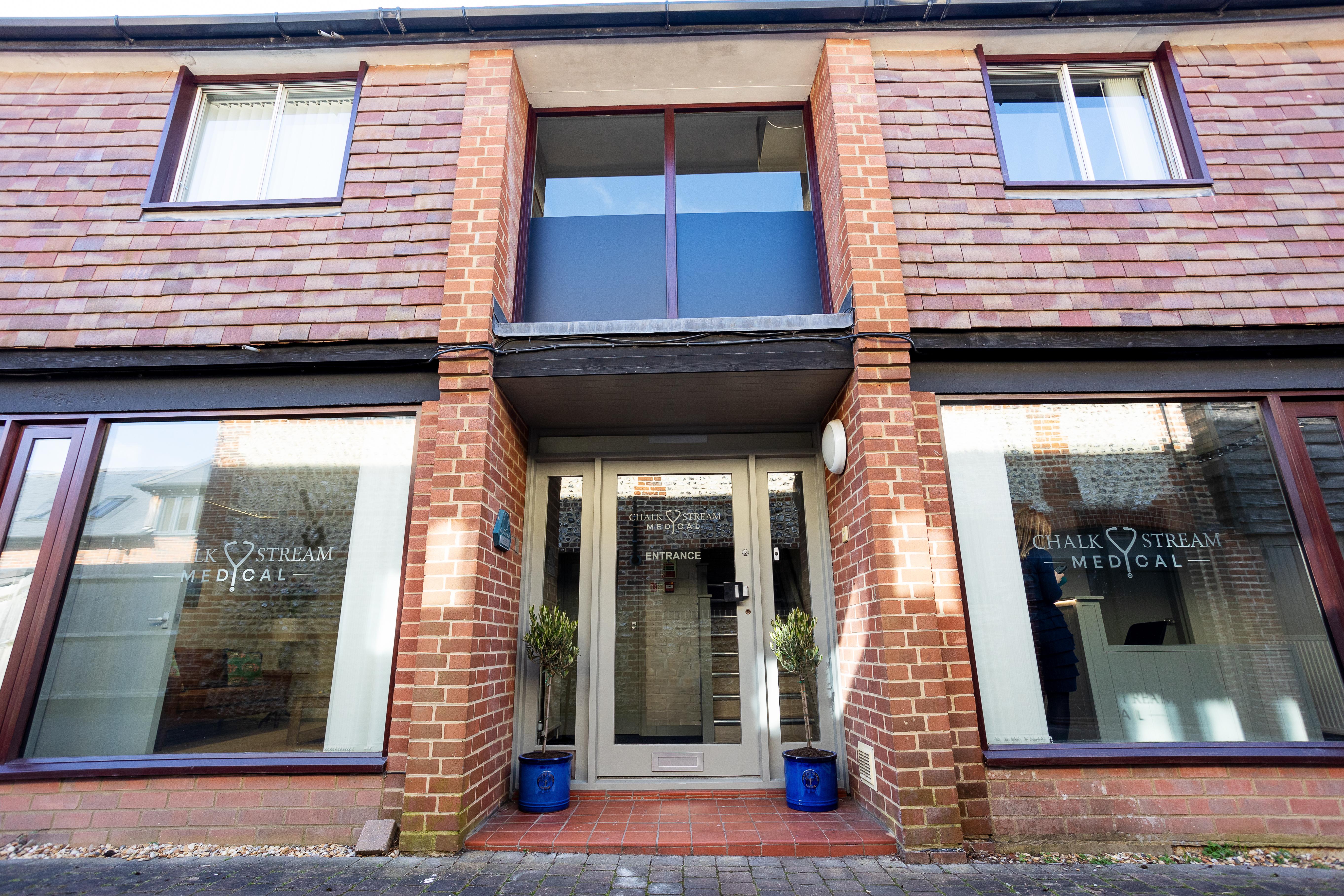 Front entrance of Chalk Stream Medical clinic in Alresford